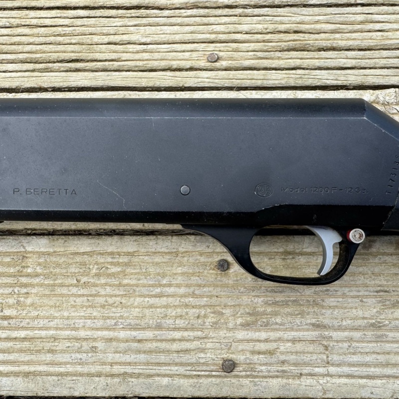 Beretta - 28" 12 ga, Semi Auto